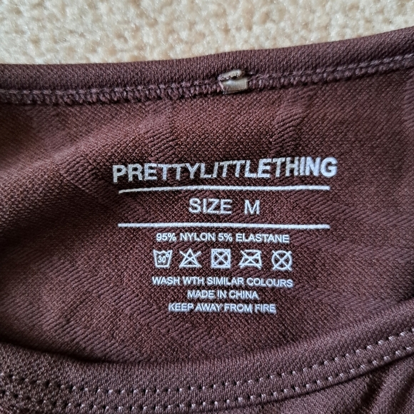 Pretty Little Thing Brown Activewear Top Sport Crop Top Long Sleeved Size Medium - Picture 10 of 11